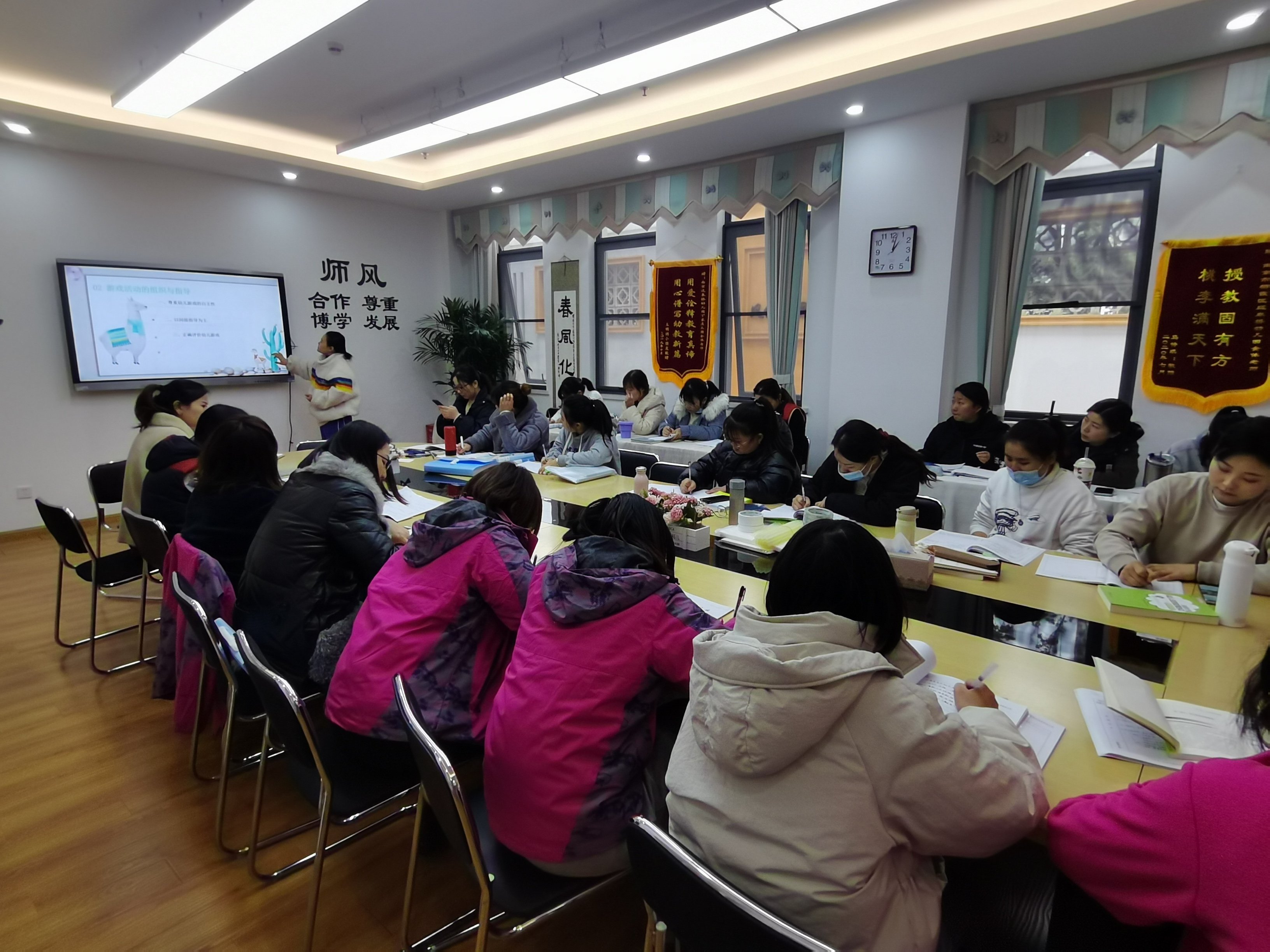 12月23业务报道李梦娇_html_m4104053b.jpg
