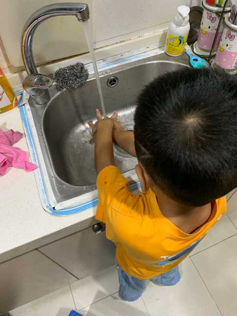 栖霞教育（生命迈幼教学动态）防控疫情手护健康_html_mbea20f0.png