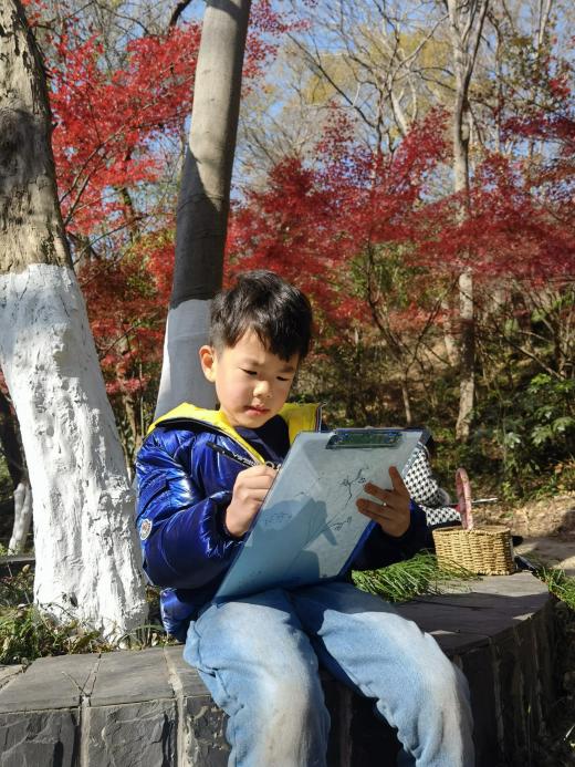 大二班报道 “枫叶之旅”_html_m452a58bb.jpg