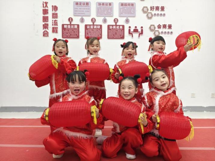 【生命迈幼 进社区】迈幼三园 冬至进社区_html_m223c6585.jpg