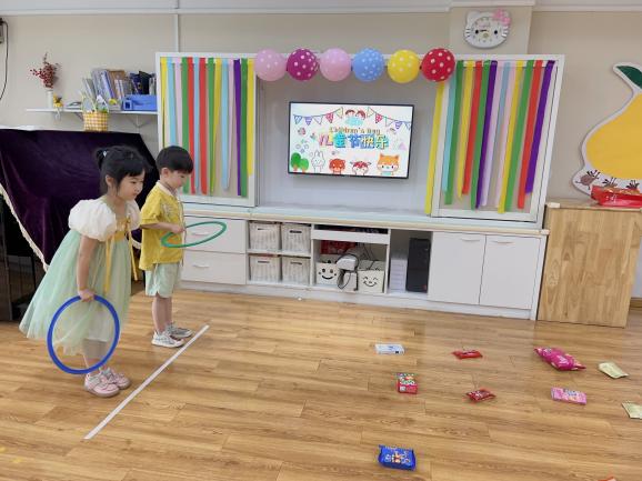 第六届阅读节闭幕式暨六一展演活动报道_html_m738f48c0.jpg