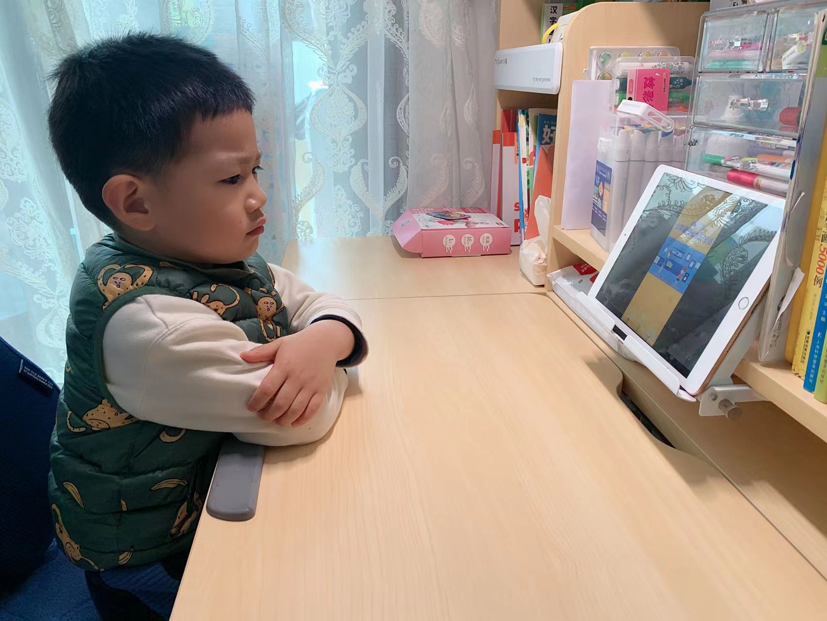 国家安全，铭记于心——迈皋桥幼儿园开展“全民国家安全教育日”系列专题活动新闻稿 张迪_html_5289d1b9.jpg