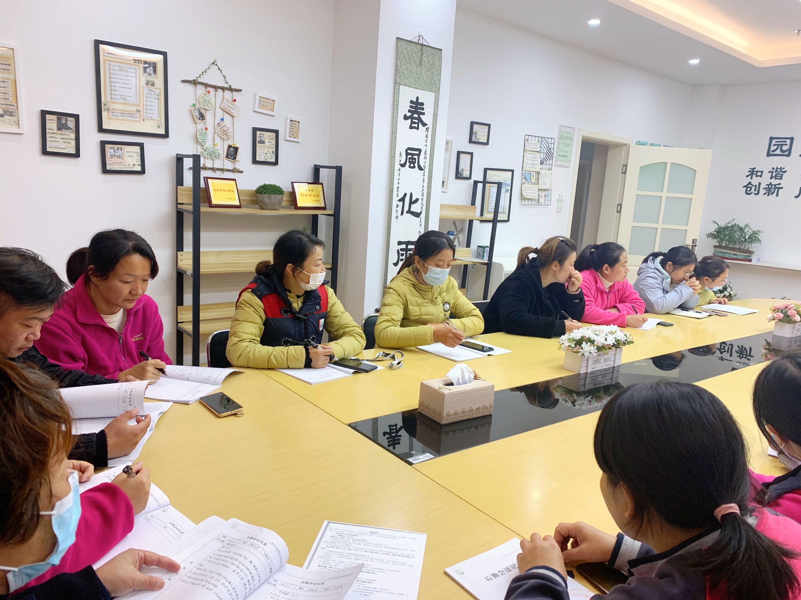 校园安全专项会议(1)_html_603a7410.jpg