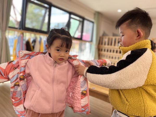 迈幼嘉誉山分园学雷锋新闻稿修改_html_m78e2ce40.jpg