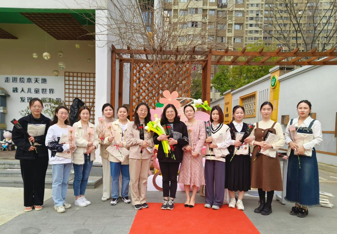 三园三八妇女节报道_html_2cfa8fe9.jpg