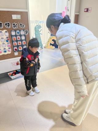 小班家长半日_html_416bf693.jpg
