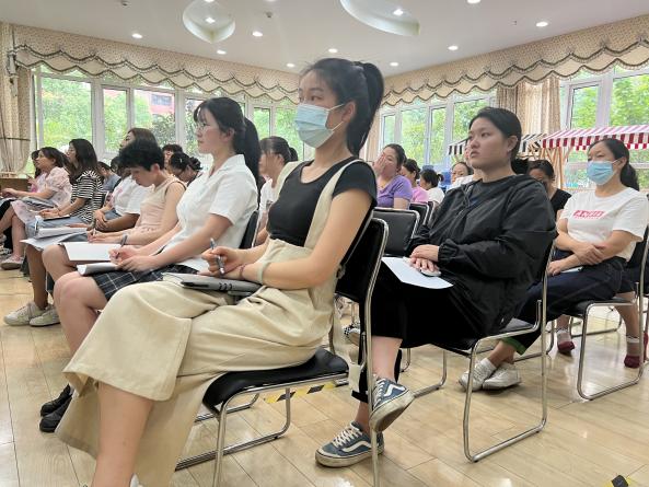 2022.08.25开学前教职工大会_html_1428ce86.jpg