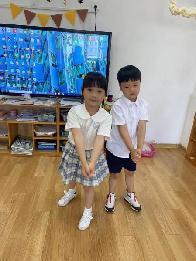 2023.06.08燕幼中心园大二班芒种节气活动_html_6b56ad44.jpg