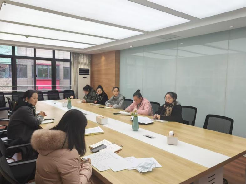 20241227【生活燕幼&middot;园区动态】新城分园：聚焦幼儿成长，半日活动深度研讨与实践_html_45ab6cde.jpg