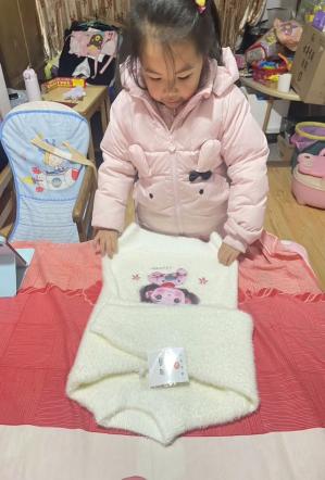 20240220【生活燕幼·园区动态】“新年齐动手，劳动乐无穷”——幼儿寒假日常生活劳动实践活动_html_m2dc8abbe.jpg