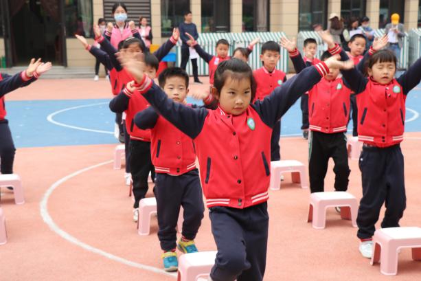 20210416新城早操_html_5d5944f.jpg