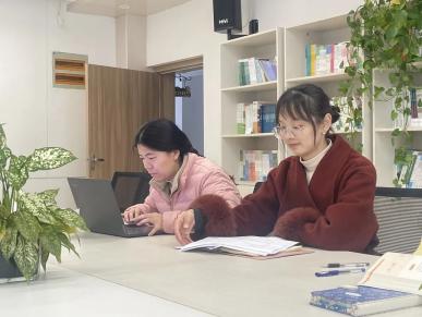 20240403【生活燕幼·园区动态】聚焦审议 共促成长——主题课程审议教研_html_m2f6a2757.jpg