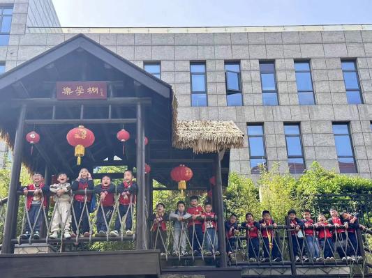 20240415参观小学_html_m41aa2c08.jpg