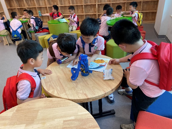 走进小学_html_m5a083d85.jpg