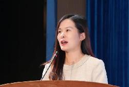 20230819燕子矶幼儿园新生家长会_html_578aa291.jpg