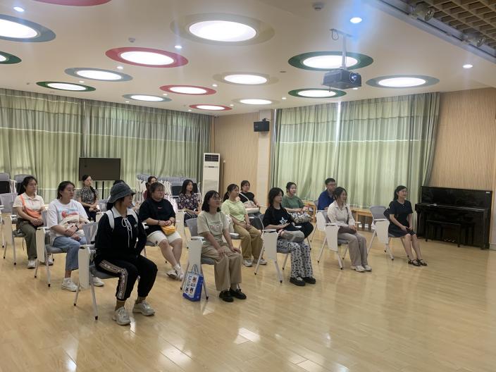 202309【生活燕幼·园区动态】下庙分园：“实践成长，扬帆起航”——实习老师进校园_html_55611f6.jpg