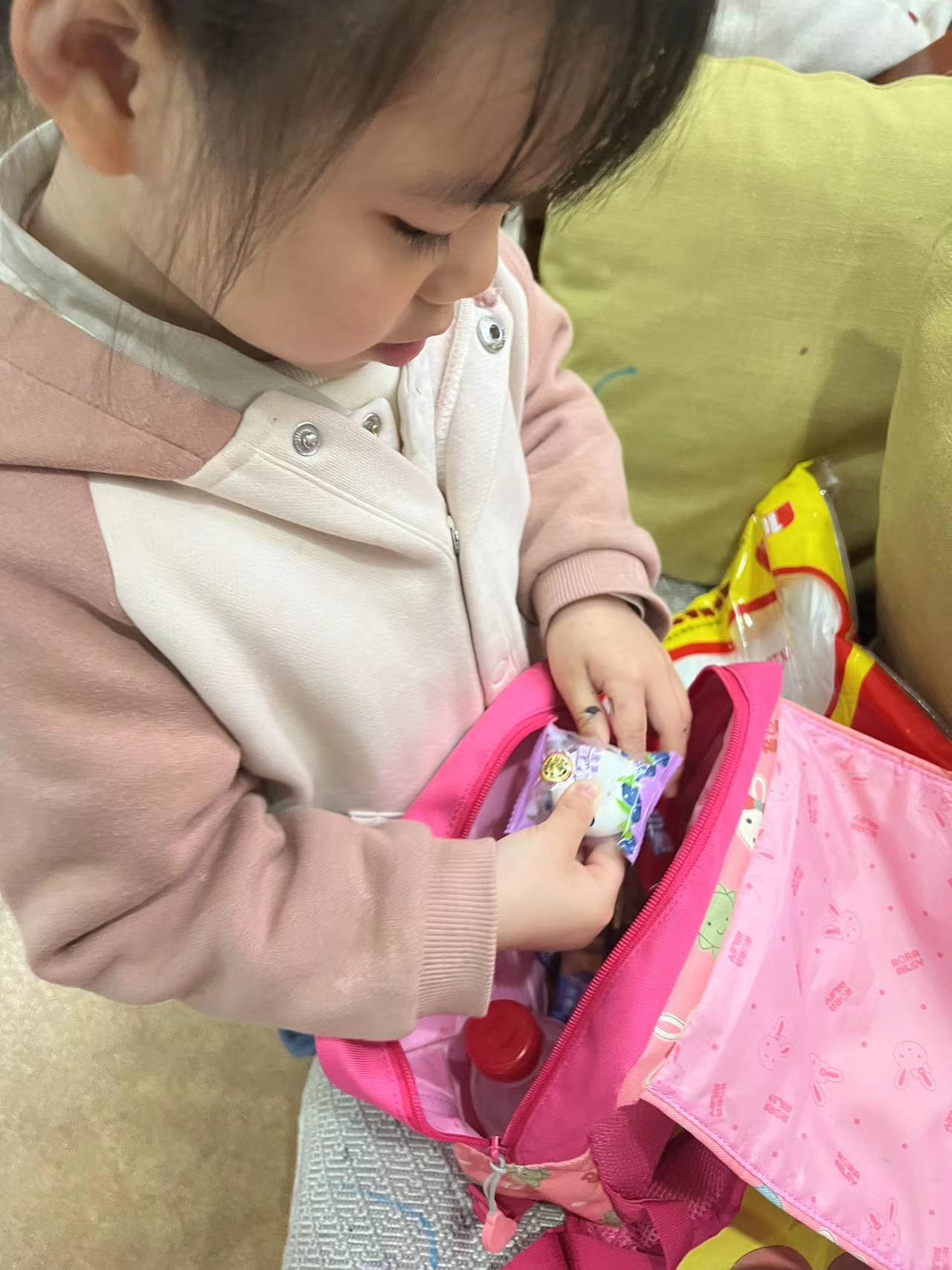 20240419【生活燕幼&middot;园区动态】下庙分园：“春来花草长，儿童寻春忙”——春游研学活动_html_m5aa634fe.jpg