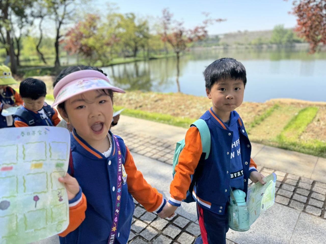 20240419【生活燕幼&middot;园区动态】下庙分园：“春来花草长，儿童寻春忙”——春游研学活动_html_m34aedc34.jpg