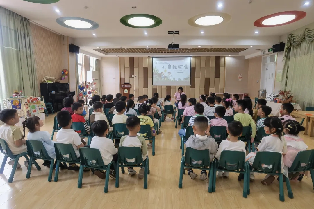 【生活燕幼·园区动态】下庙分园：“走行知路，议儿童事” ——第二次儿童陶研会顺利召开_html_m45b88337.jpg