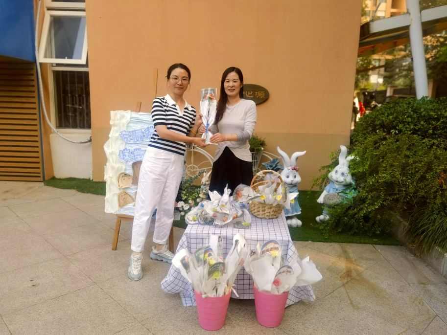 【生活燕幼·园区动态】下庙分园：“桃李芬芳至，匠心筑未来”——教师节活动_html_bbb7a0f.png