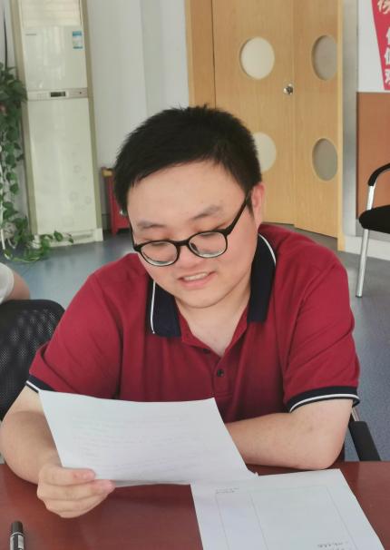 【生活燕幼·园区动态】中心园：“乐享童年，研途共进”——户外自主游戏研讨活动(1)_html_df84e5b.jpg