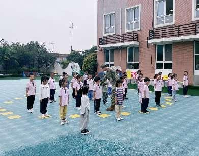 2023.09.28中心园“月圆印中秋 童心印国庆——双节活动_html_m93b65eb.jpg
