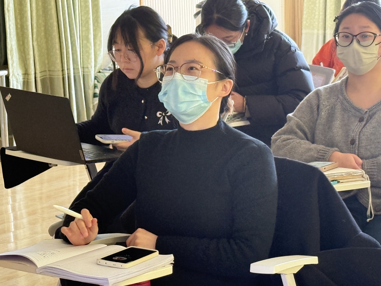 20250327【生活燕幼】“基于行动实践，寻找科研方向”——论文撰写专题培训活动_html_4466a327.jpg