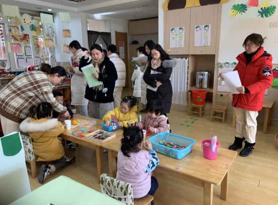 20200108【园区动态】下庙园区：游戏促发展，教研共成长_html_3909daee.jpg