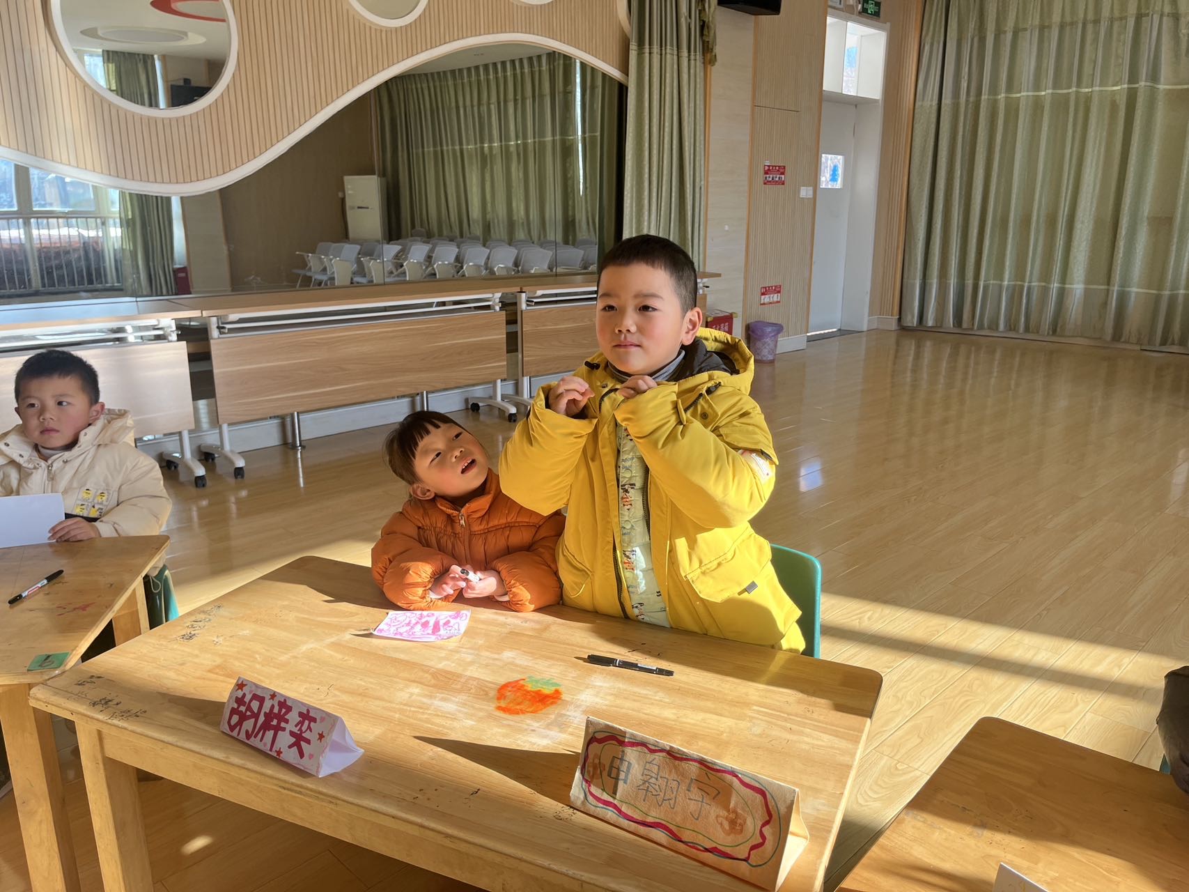 【生活燕幼·年级组动态】下庙分园：“享年趣，品年味” ——记第九次儿童陶研会_html_641d17fc.jpg