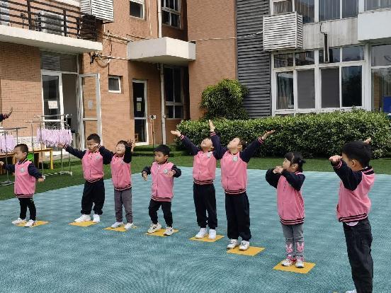 20220513祥和园区幼儿早操评比活动_html_4bb2e97b.jpg