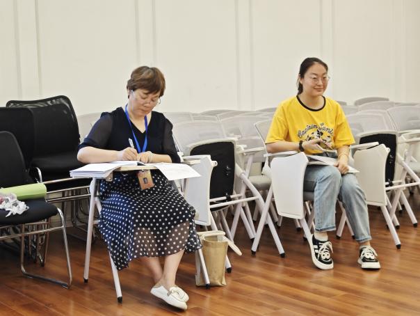20250521【生活燕幼·安全第一】筑牢安全防线，守护成长乐园_html_m4d810c5e.jpg