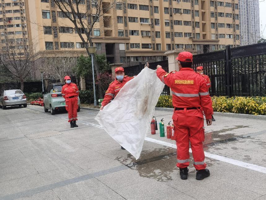 20230217【生活燕幼·安全第一】下庙分园：“安全于心，消防先行”——消防安全系列活动(2)_html_559bcbb5.jpg