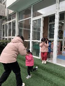 2023.02.10【生活燕幼·安全第一】燕幼中心园：“消防安全，防患未然”---消防安全活动_html_m22406fbe.jpg