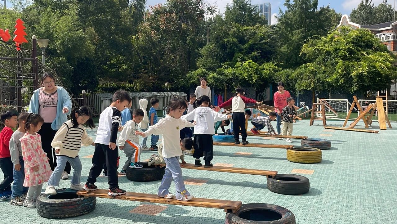 20231019 【生活燕幼 教研组活动】下庙分园：悦享体育 以研促教_html_3c1a8119.jpg