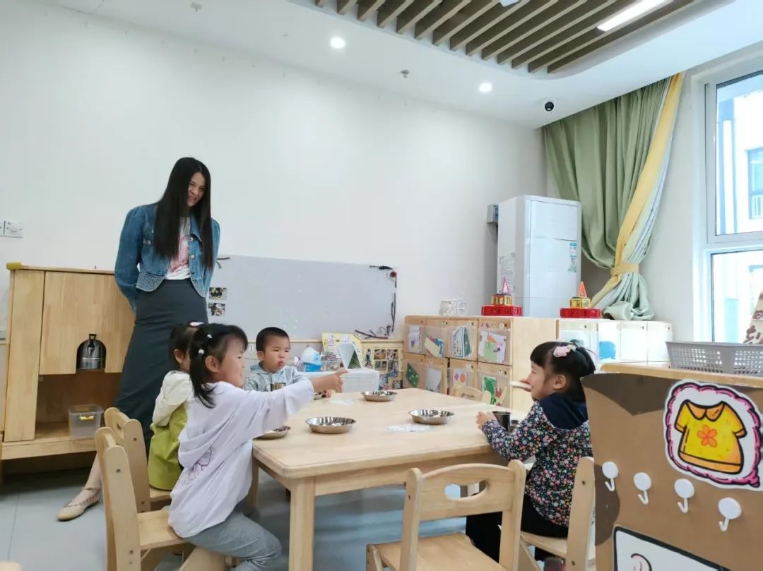 20250421【生活燕幼·园区动态】燕鸣苑分园：“走进童园，倾听成长”——家长半日开放活动_html_12898099.jpg