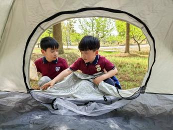 20250408 【生活燕幼·园区动态】燕鸣苑分园：“不负春光，趣享成长”——春游活动_html_m41780048.jpg