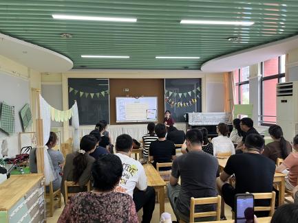 2024.8家长会活动_html_682dbabc.jpg