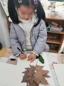 20211022祥和园区小中班霜降活动_html_52f56953.jpg