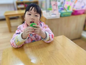 2023.04小一班 清明节活动新闻稿_html_4f187864.jpg