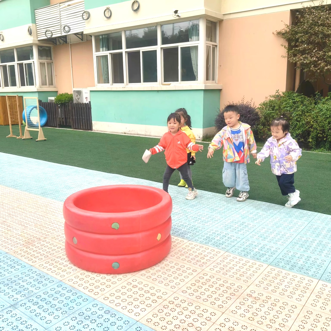 【生活燕幼·园区动态】下庙分园：“帮助弟弟妹妹”——新学期第一次儿童陶研会_html_m43dffca0.jpg