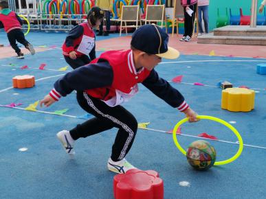 20201118【年级组动态】新城园区大班年级组运动会_html_1f2d5579.jpg