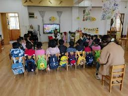 20230321燕幼中心园半日跟踪活动_html_m6433189.jpg