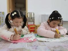 20230303燕幼中心园联合祥和雅苑社区开展“小小雷锋在行动”藏区儿童衣物募集活动_html_m4a28b5fe.jpg