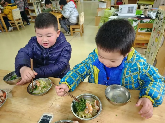 20230324新城园种植月活动（中期展示）_html_m4cccc747.jpg