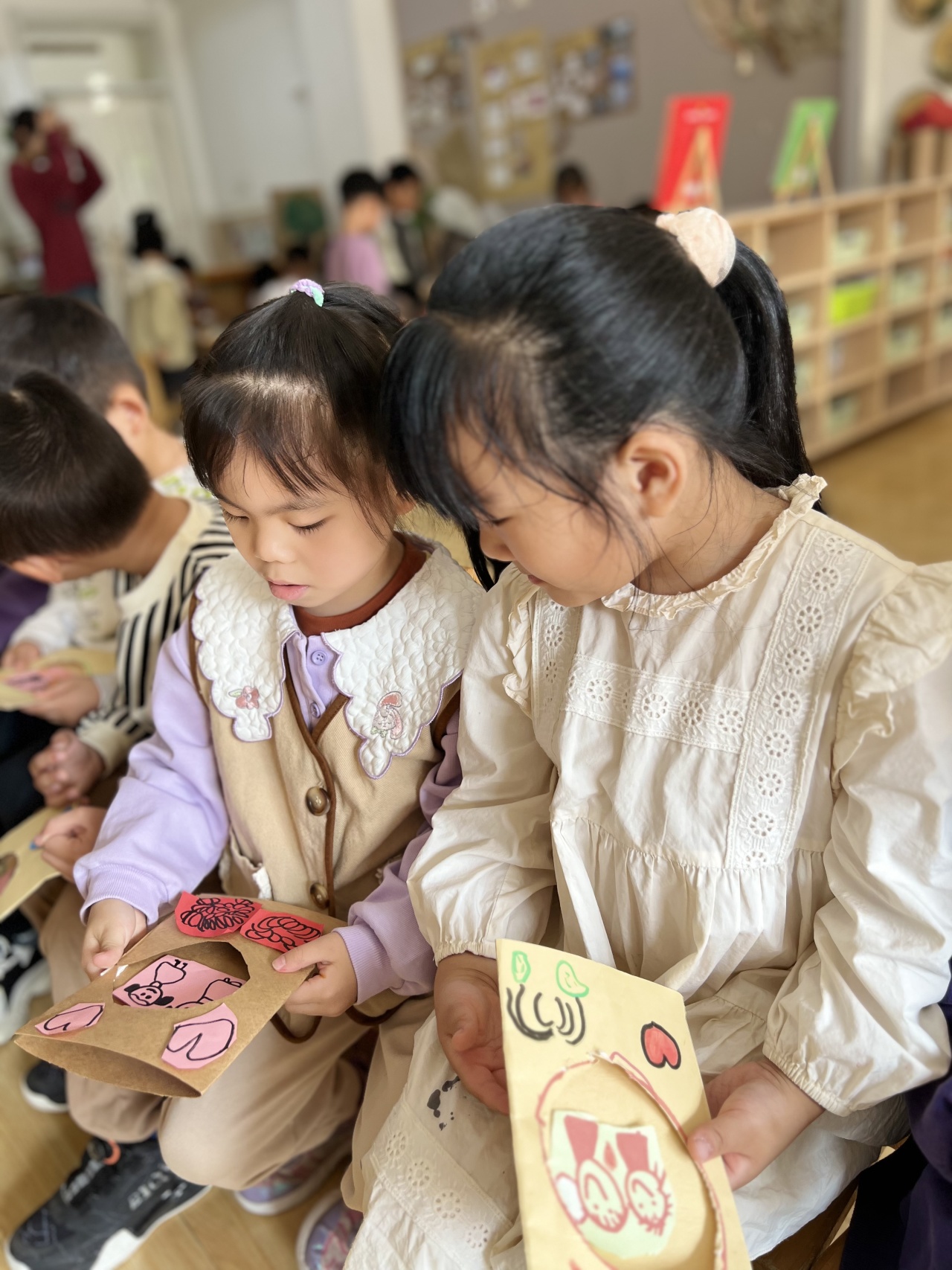【生活燕幼·园区动态】下庙分园：“童心敬老，爱满重阳”——重阳节活动_html_5ac224d0.jpg