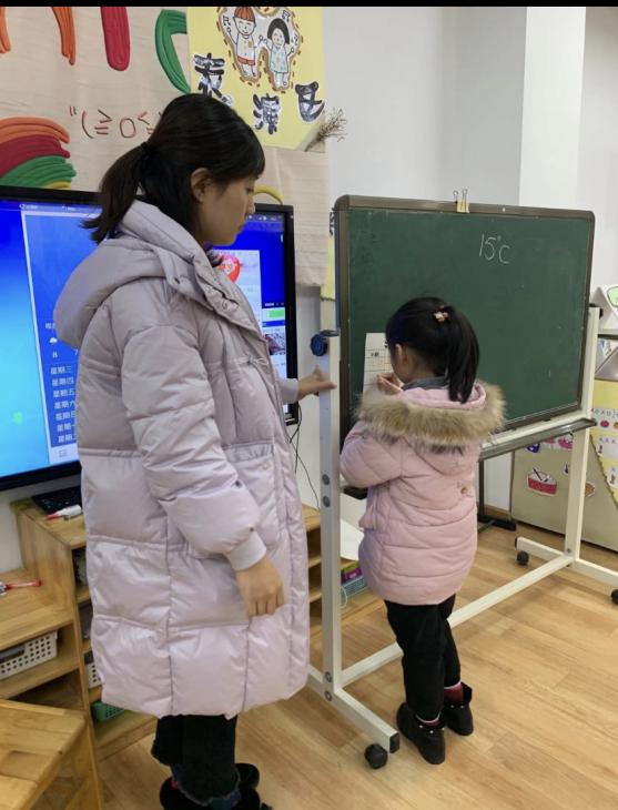 年级组动态_html_4b4e23ee.jpg