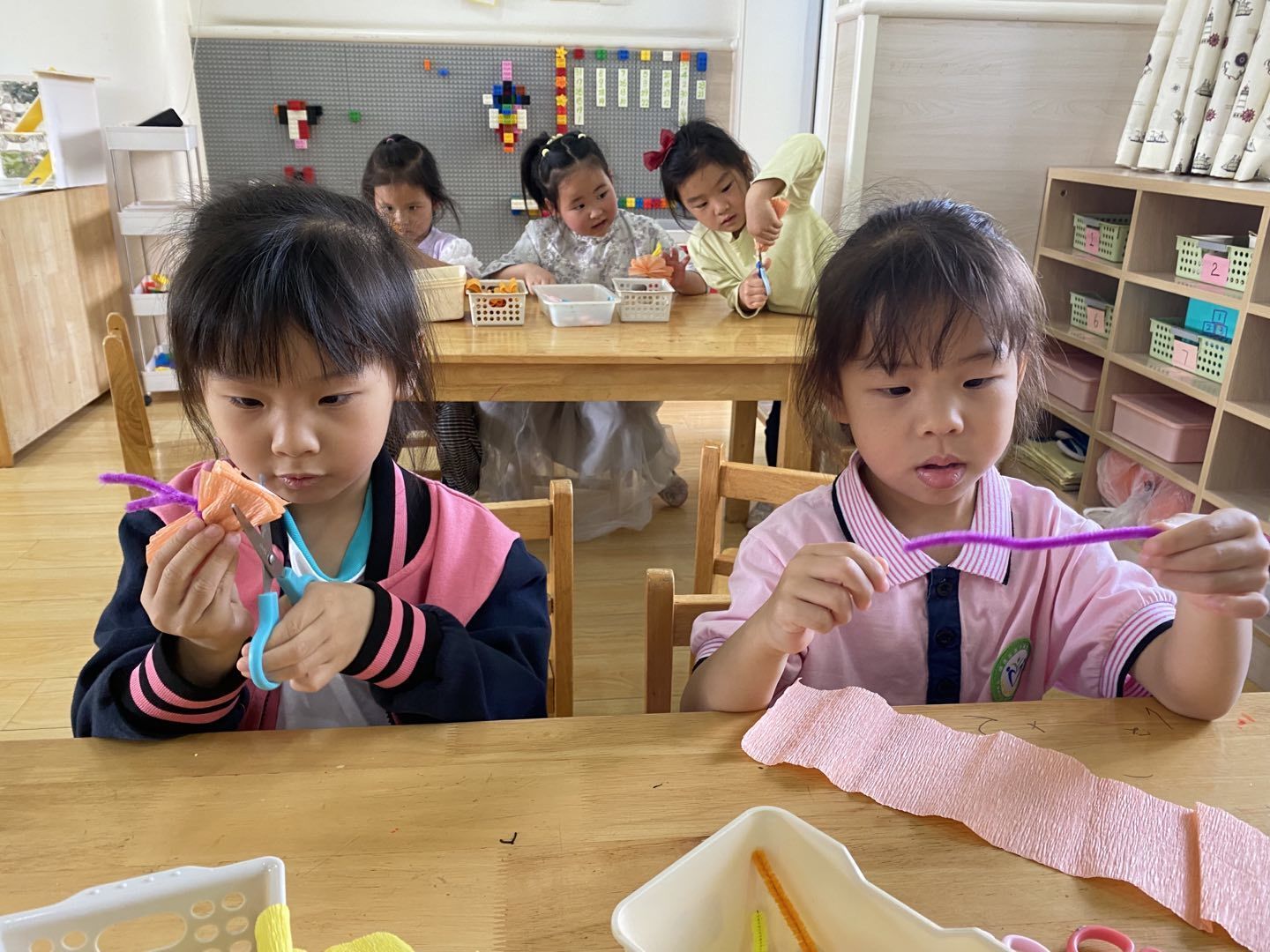 20230514【生活燕幼&middot;园区动态】下庙分园：花漾时光，爱意绽放——母亲节活动_html_1e15a06e.jpg