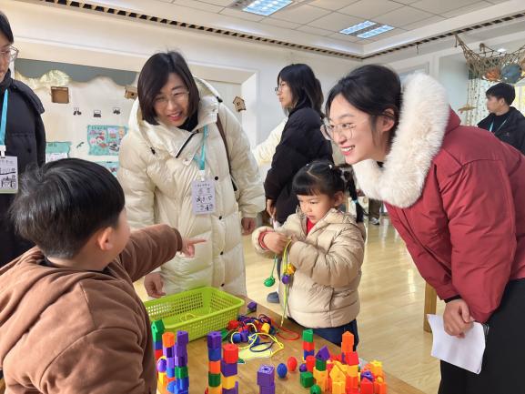 【生活燕幼·园区动态】下庙分园：“融合教育，全纳教育”——迎接宝应县融合教育工作者参观学习_html_34863394.jpg