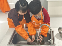 2024105【生活燕幼·园区动态】“别样小寒，童心向暖”——舌尖上的节气之小寒_html_22c2a17d.png