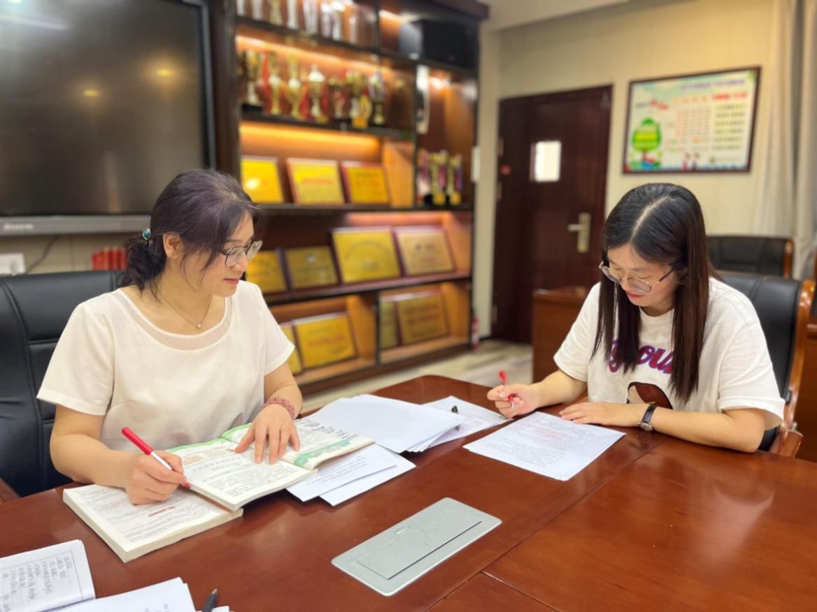 【养正颐小&middot;党建】党员先锋一片美的叶子1_html_7676444a.jpg